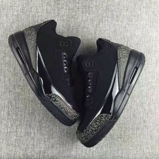 Jordan Retro 3 Negro y Beige